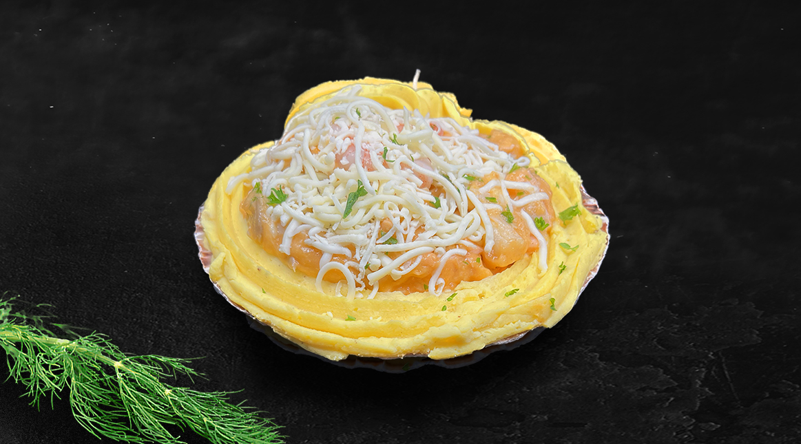 Visschelp met aardappelpuree