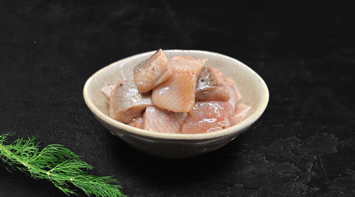 Zweeds haringhapje met zoetzure toets en dille