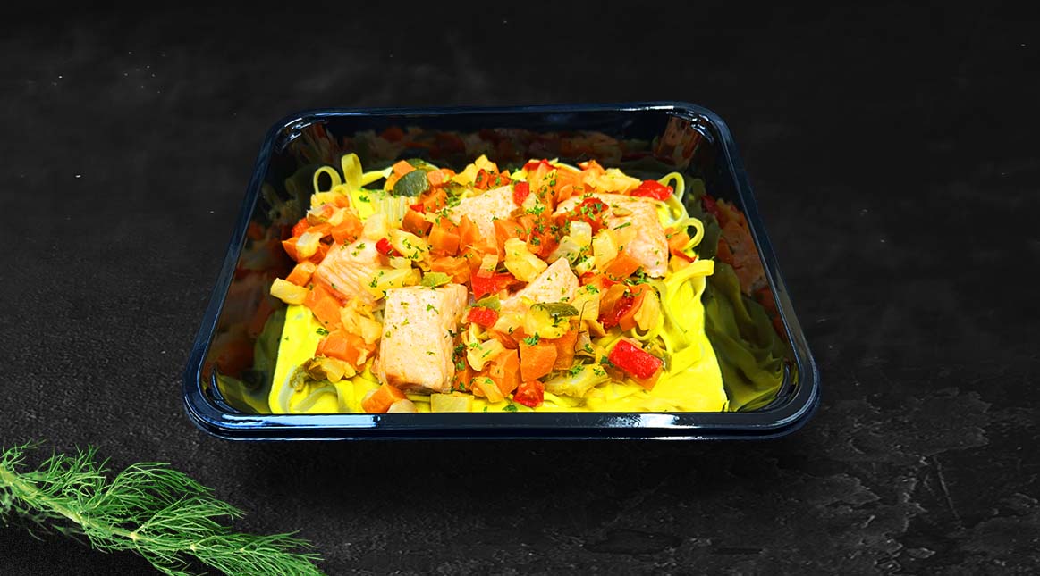 Dagschotel zalm met tagliatelle met zachte curry